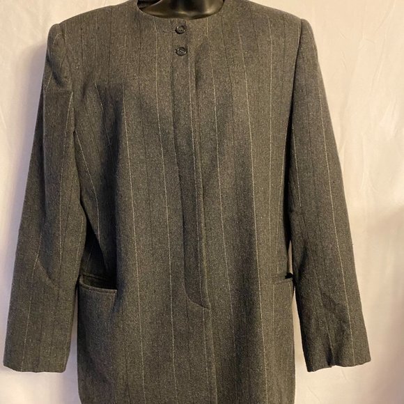 Ashley Brooke Dresses & Skirts - Vintage Ashley Brooke Women's Career Suit & Skirt Gray Pinstripes Button Down 12
